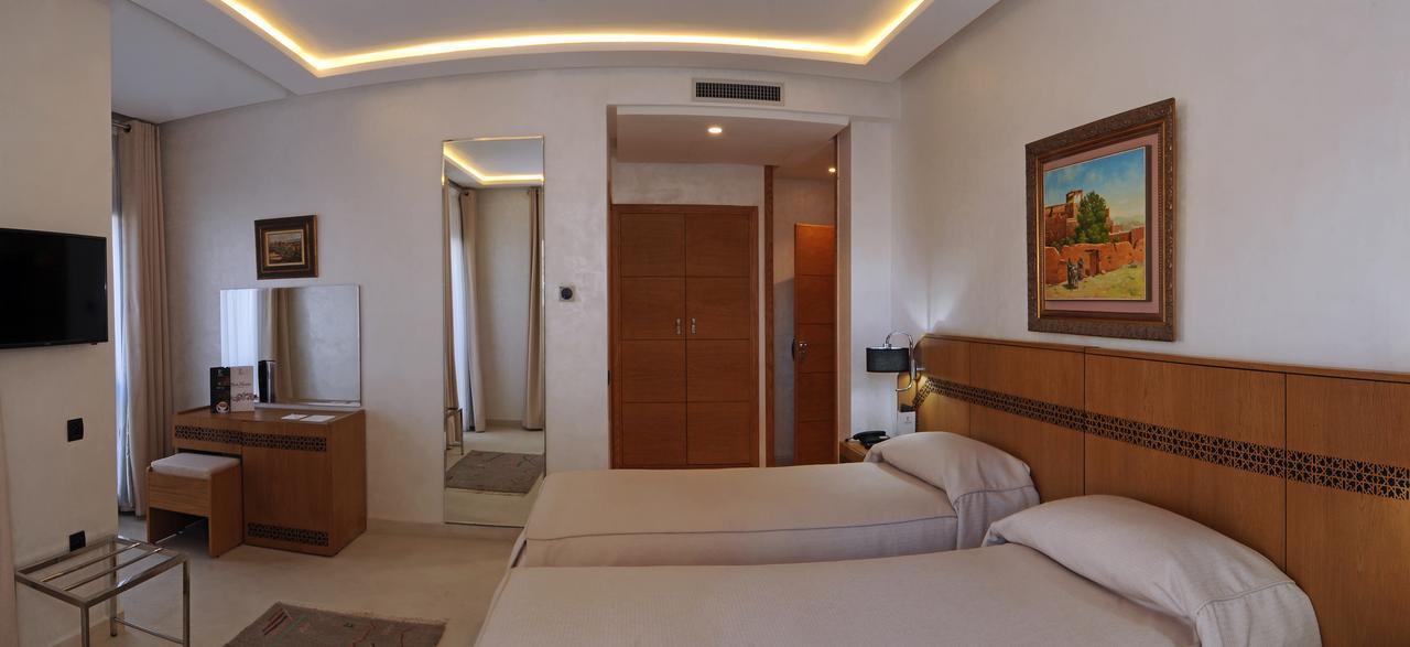 Hotel L'Escale Fez Bagian luar foto