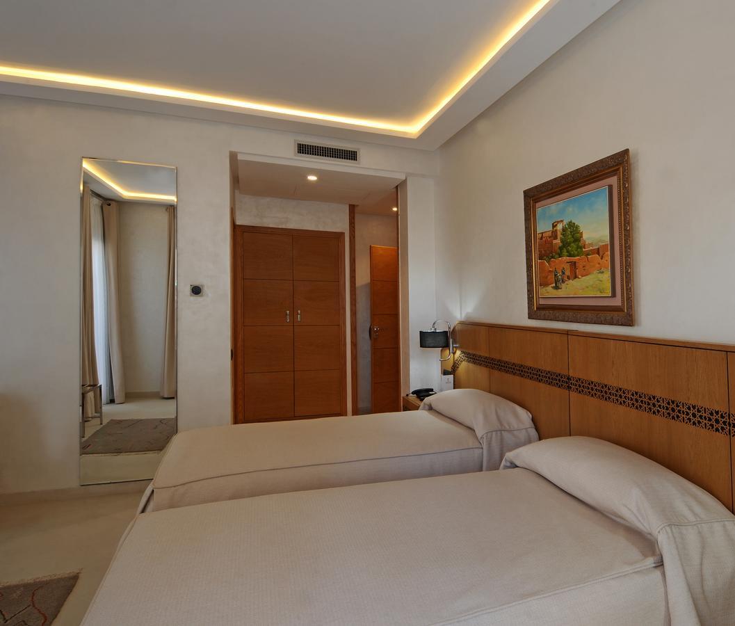 Hotel L'Escale Fez Bagian luar foto